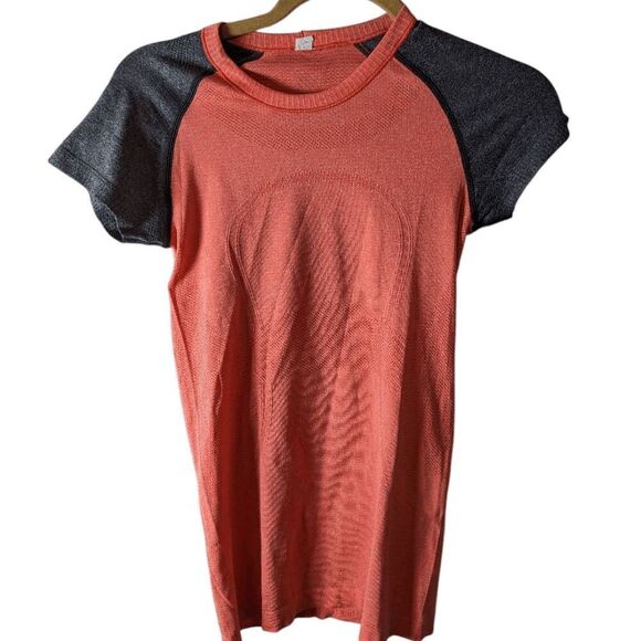 LULULEMON ATHLETICA Swiftly Tech Short Sleeve Size 4 - Picture 3 of 4